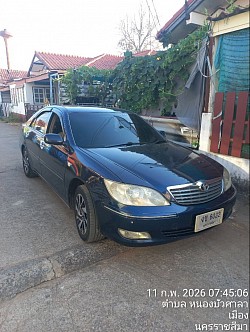 บริการเป็นกันเอง และปลอดภัย สุภาพสตรีขับ